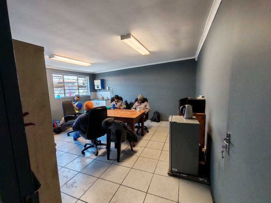 To Let Commercial Property for Rent in Brackenfell Industrial Western Cape